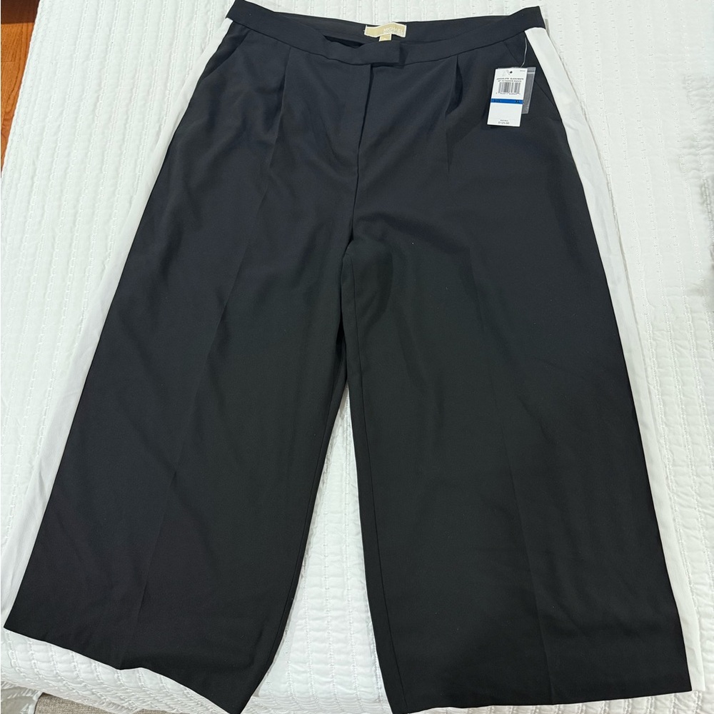 Michael Kors Black and White Trousers ankle length wide leg